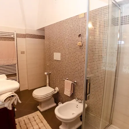 Anna Apartment *