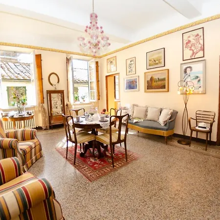 Anna Apartment