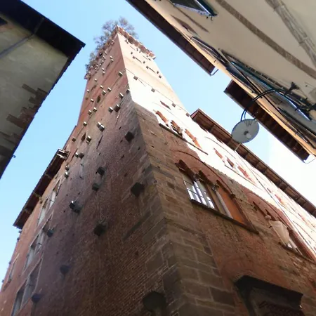 Anna * Lucca
